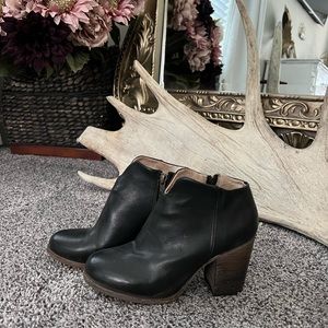 Freebird Darius size 7